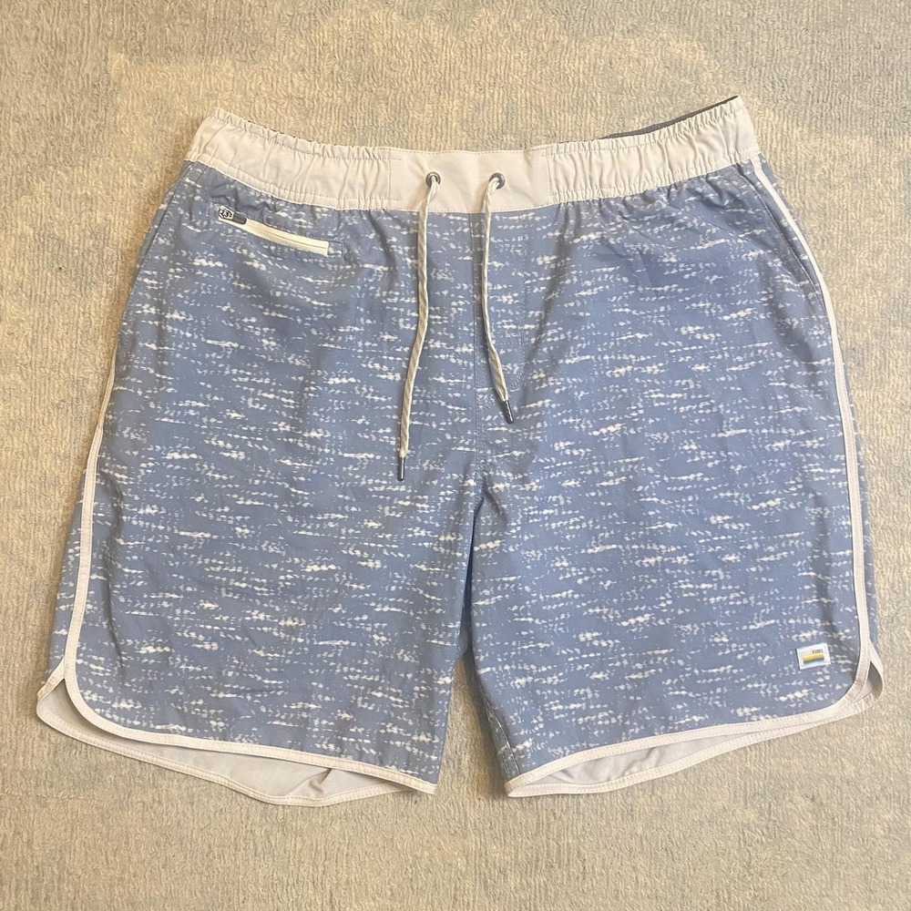 Vuori Swim Shorts Mens XL Blue Ikat Print Elastic Drawstring Stretch Pockets
